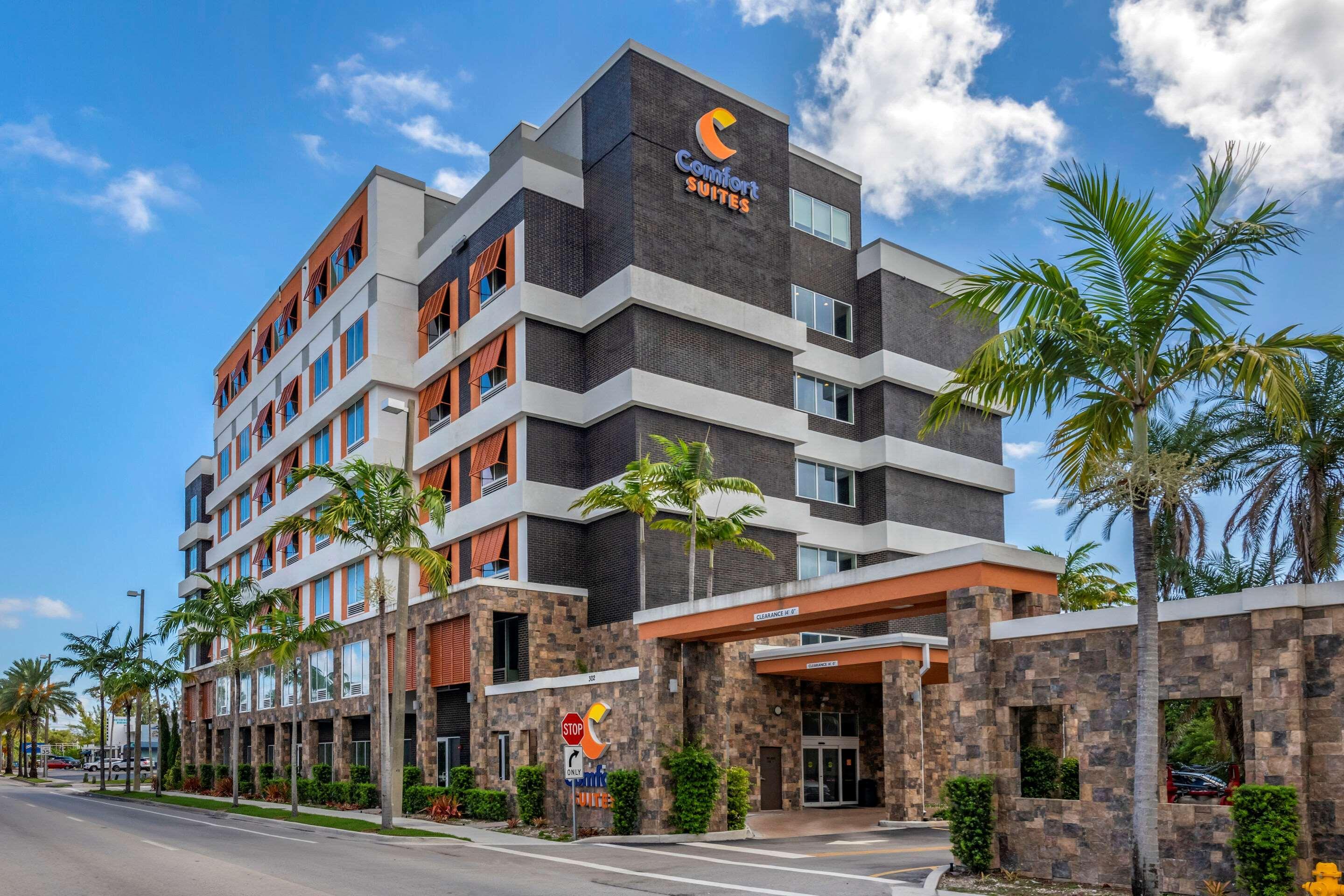 Comfort Suites Fort Lauderdale Airport&Cruise Port Dania Beach Buitenkant foto
