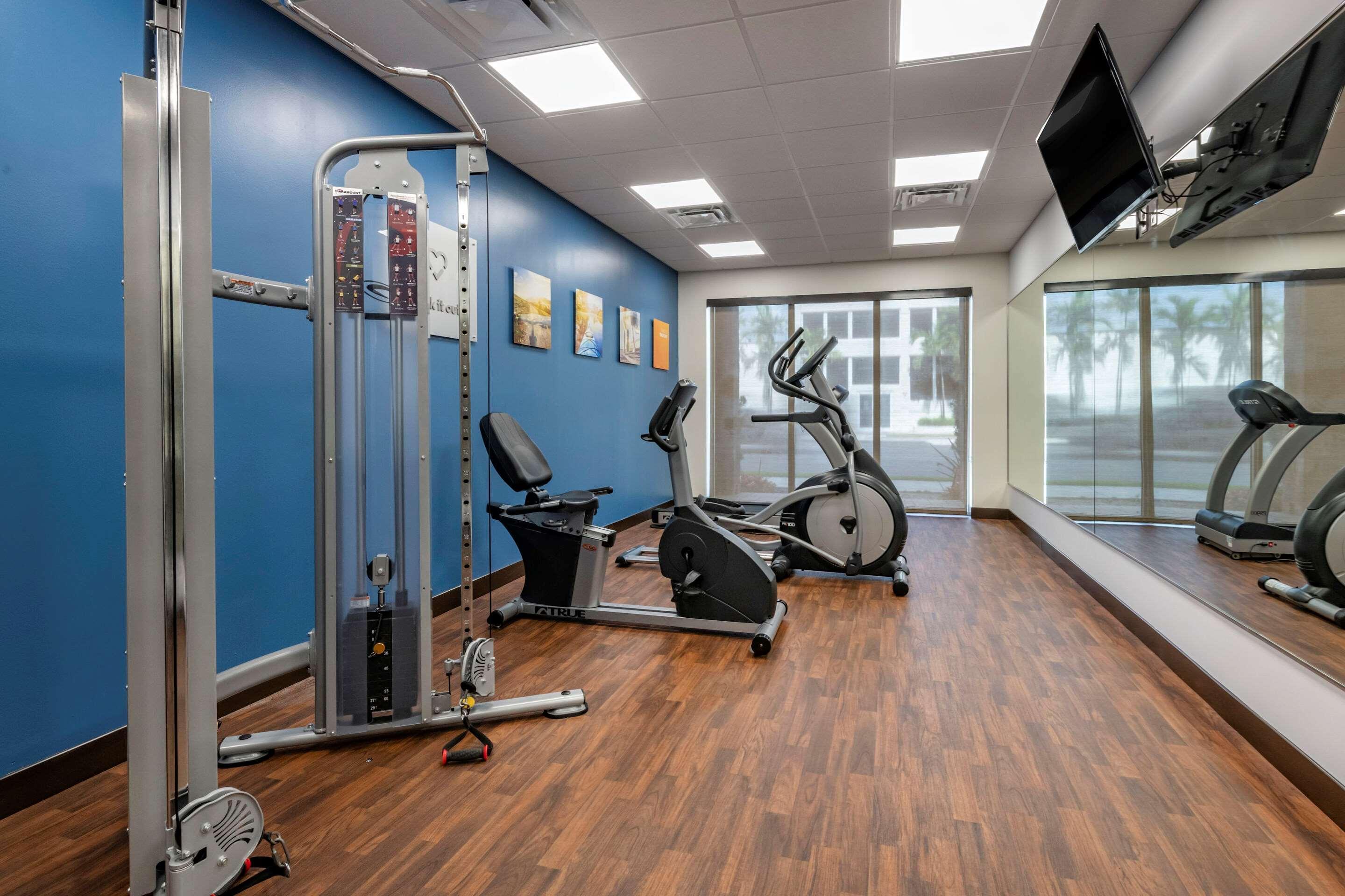 Comfort Suites Fort Lauderdale Airport&Cruise Port Dania Beach Buitenkant foto